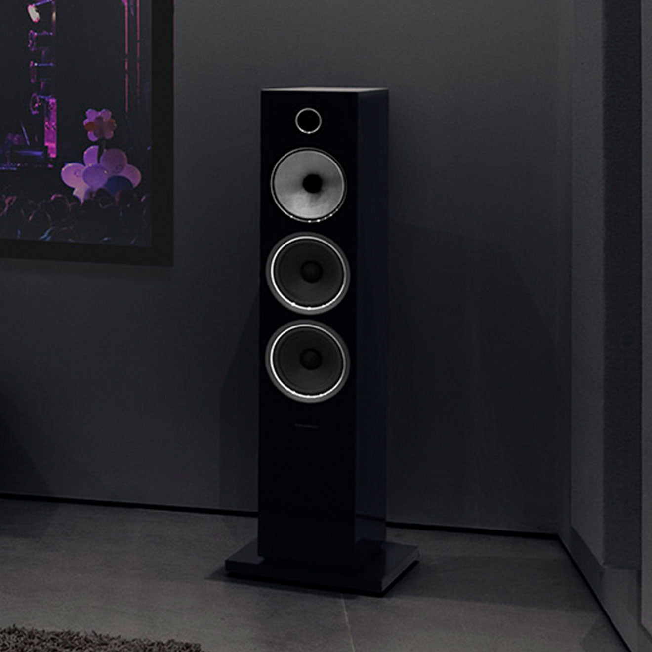 Bowers & Wilkins 703 S2
