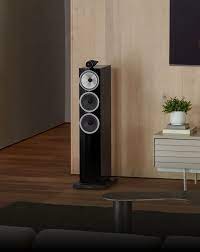 Bowers & Wilkins 703 S3