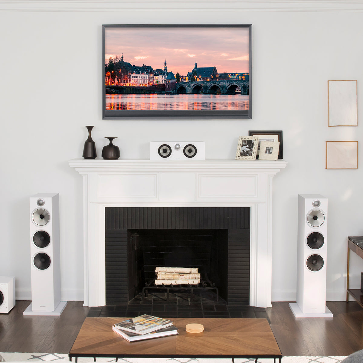 Bowers & Wilkins (B&W) 603 Speaker